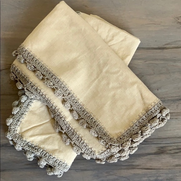 Anthropologie Other - Anthropologie Cream and Gray crochet trim Napkins